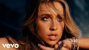 Tate McRae – Two Hands&nbsp;(Baixar)